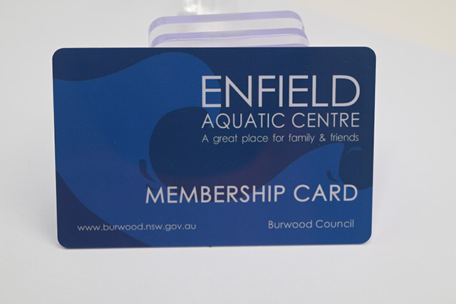 磨砂卡制作?? 亚游集团?? 一站式效劳的厂家