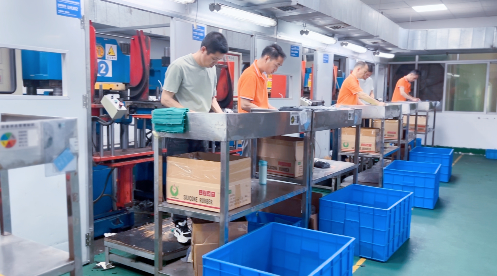 带你走进亚游集团集团RFID硅胶腕带工厂NFC硅胶手环生产定制厂家