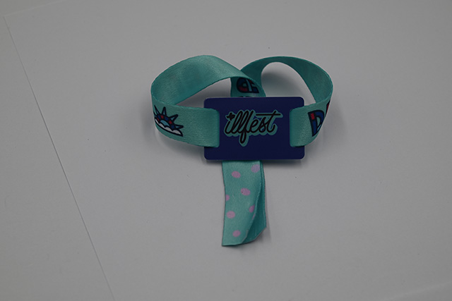 怎样做到防复制门禁卡不会被克。。。。。。。浚？