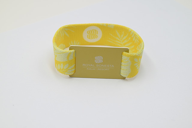 条码卡和磁条卡的功效以及它们有什么区别？？？？？