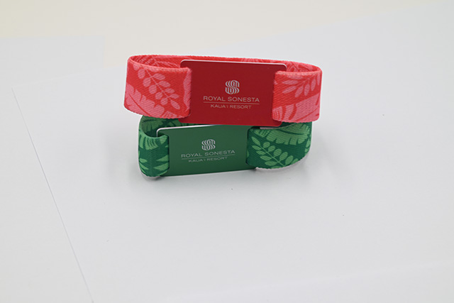 定制新疆医院诊疗腕带—亚游集团智能腕带杠杠地