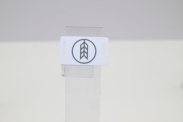 买布送贵宾卡，，，，，，，两块劣质布骗走800元