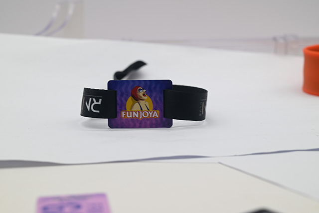 什么是人像卡，，，，，，，人像卡的简介及制作要求和标准